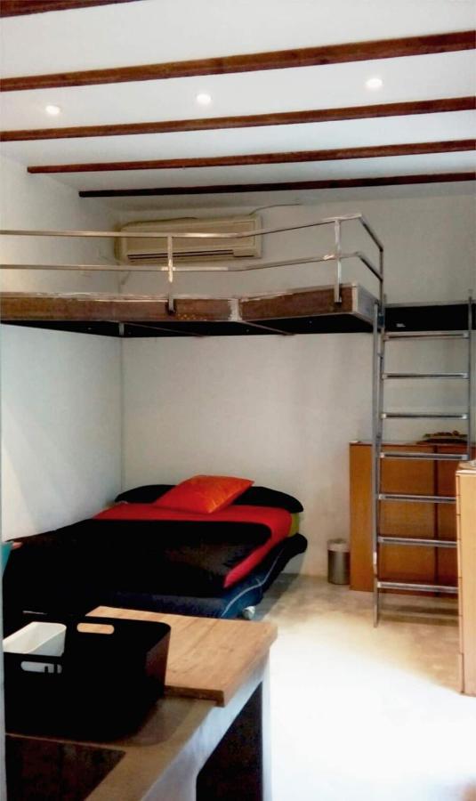 Casita Artista En Bello Edificio Barrio Ruzafa Valencia Exterior foto