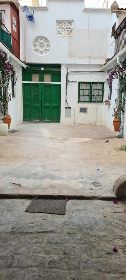 Casita Artista En Bello Edificio Barrio Ruzafa Valencia Exterior foto